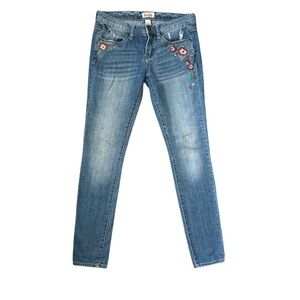 Y2K Low rise Mudd Embroidered Blue Jeans